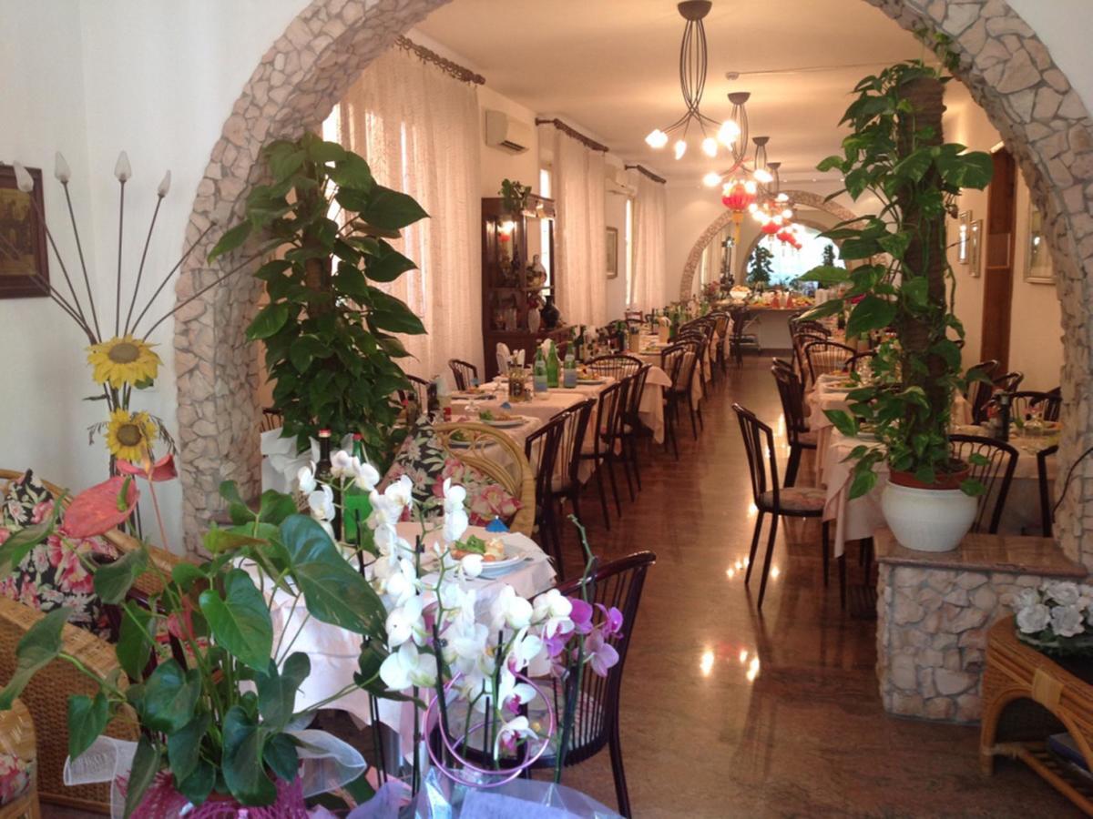 Hotel Pensione Ornella Cesenatico Extérieur photo