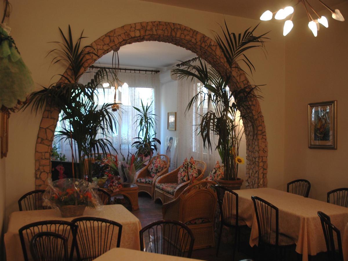 Hotel Pensione Ornella Cesenatico Extérieur photo