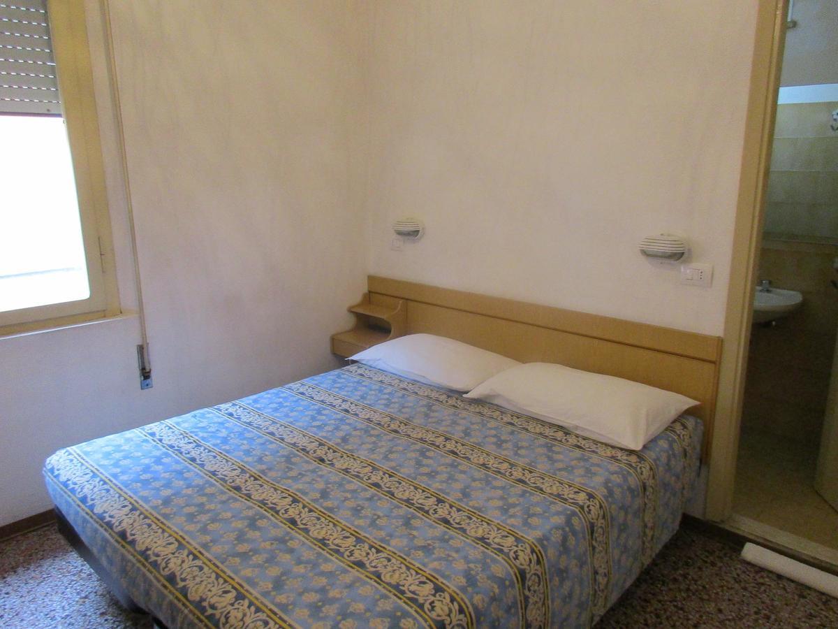 Hotel Pensione Ornella Cesenatico Extérieur photo