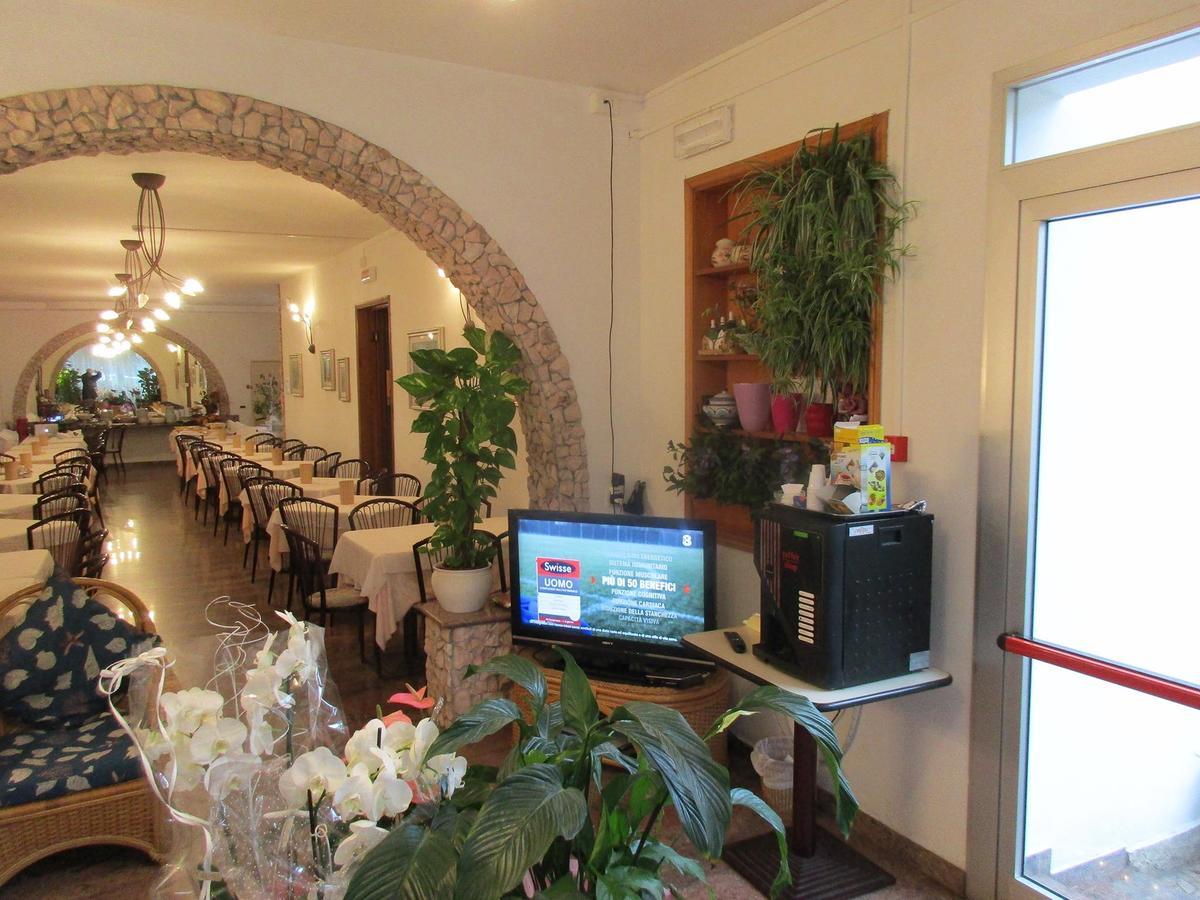 Hotel Pensione Ornella Cesenatico Extérieur photo
