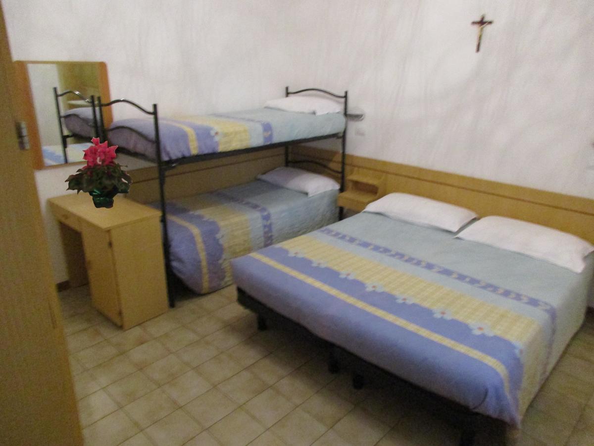 Hotel Pensione Ornella Cesenatico Extérieur photo