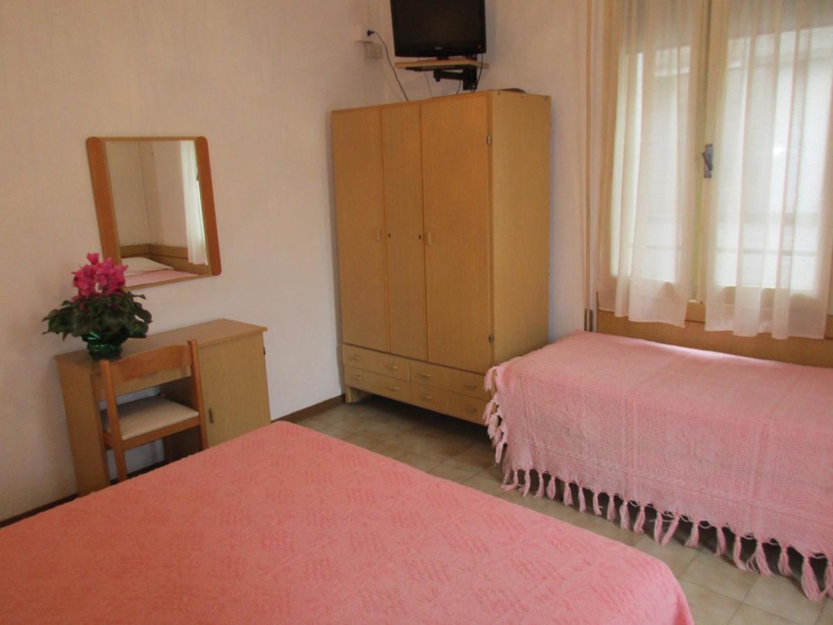 Hotel Pensione Ornella Cesenatico Extérieur photo