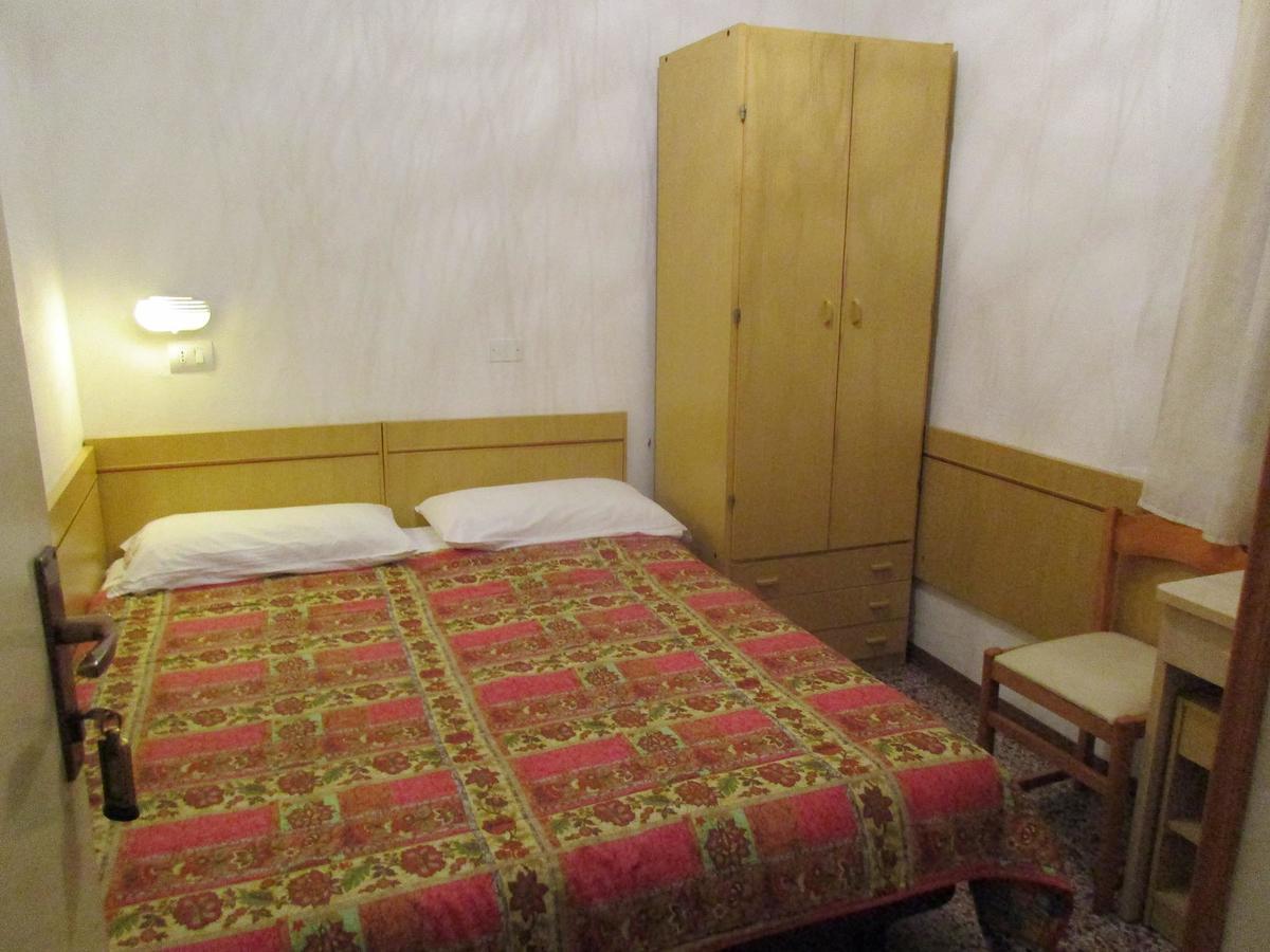 Hotel Pensione Ornella Cesenatico Extérieur photo